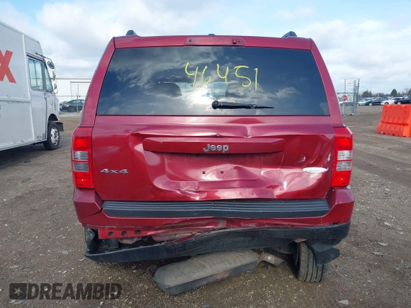 2014 Jeep Patriot Latitude with VIN 1C4NJRFB0ED628074, listed as a IAAI auction lot 41946451 with 92,118 mi miles and . Bid and sale history available at carsss.com. Image 16.