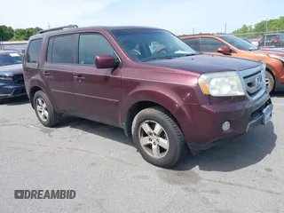 2011 Honda Pilot EX-L with VIN 5FNYF4H59BB090116, listed as a IAAI auction lot 42048811 with 158,857 mi miles and . Bid and sale history available at carsss.com. Image 1.