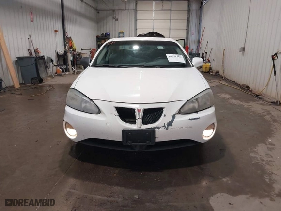 2007 Pontiac Grand Prix with VIN 2G2WP552X71147152, listed as a IAAI auction lot 40641194 with NaN miles. Bid and sale history available at carsss.com. Image 13.
