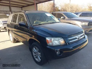 2006 Toyota Highlander Hybrid with VIN JTEDW21A060005237, listed as a IAAI auction lot 41658802 with 172,959 mi miles. Bid and sale history available at carsss.com. Image 1.