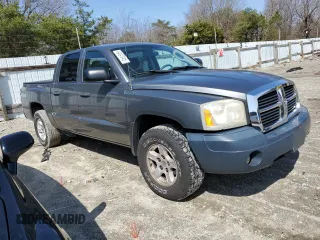 2006 Dodge Dakota SLT with VIN 1D7HW48N56S589686, listed as a Copart auction lot 49497045 with 135,845 mi miles and Salvage Title. Bid and sale history available at carsss.com. Image 4.