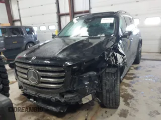 2024 Mercedes-Benz GLS 450 с VIN 4JGFF5KE8RB192411, выставлен на аукционе IAAI как лот 41408110 с пробегом 1 922 миль миль и . История ставок и продаж доступна на DreamBid. Изображение 12.
