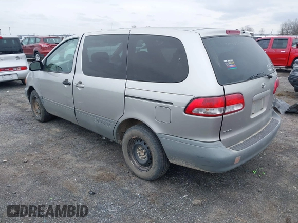 2001 Toyota Sienna CE with VIN 4T3ZF19C21U362689, listed as a IAAI auction lot 41535447 with 239,147 mi miles. Bid and sale history available at carsss.com. Image 3.