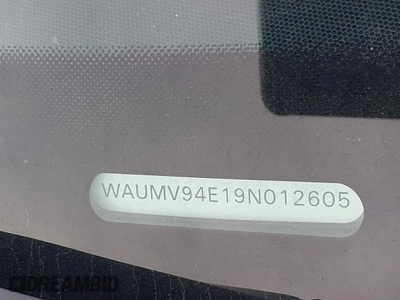 2009 Audi A8 4.2L with VIN WAUMV94E19N012605, listed as a IAAI auction lot 41601218 with Not provided miles and . Bid and sale history available at DreamBid. Image 9.