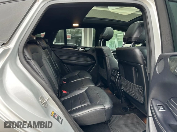 2016 Mercedes-Benz GLE 450 AMG with VIN 4JGED6EB2GA022427, listed as a Copart auction lot 61407295 with 221,851 mi miles and Clean title. Bid and sale history available at DreamBid. Image 6.