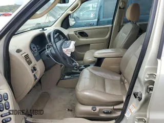 2003 Ford Escape XLT Popular with VIN 1FMCU03113KD48108, listed as a Copart auction lot 60978095 with 201,604 mi miles and Salvage title. Bid and sale history available at DreamBid. Image 7.