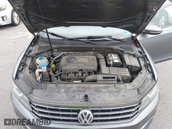 2016 Volkswagen Passat SE z VIN 1VWBT7A36GC007977, wystawiony jako IAAI lot #42433371 z przebiegiem 124 064 mil mil oraz . Historia ofert i sprzedaży dostępna na DreamBid. Obrazek 10.