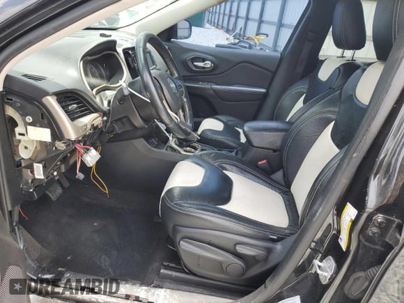 2015 Jeep Cherokee Sport with VIN 1C4PJLAB6FW657131, listed as a Copart auction lot 55533255 with 186,263 mi miles and Clean Title. Bid and sale history available at carsss.com. Image 7.