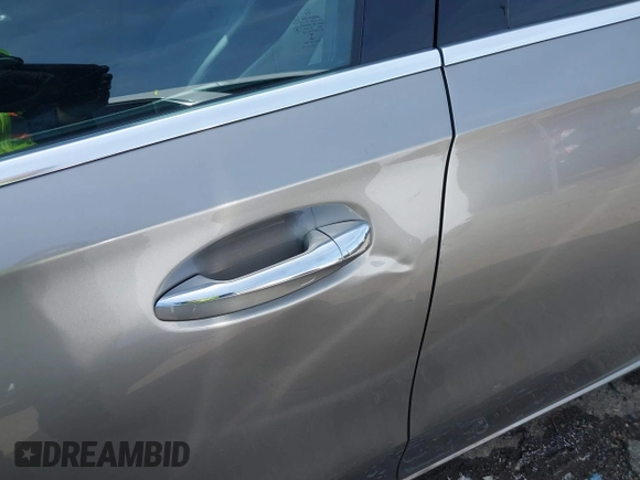 2019 Mercedes-Benz A 220 z VIN WDD3G4EB1KW025196, wystawiony jako IAAI lot #41861125 z przebiegiem 79 396 mil mil oraz . Historia ofert i sprzedaży dostępna na DreamBid. Obrazek 17.