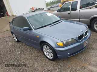 2005 BMW 3 Series 325i z VIN WBAEV334X5KX11186, wystawiony jako IAAI lot #42204782 z przebiegiem 183 721 mil mil oraz . Historia ofert i sprzedaży dostępna na DreamBid. Obrazek 1.
