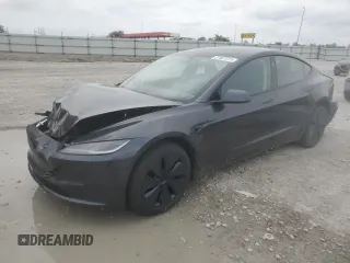 2025 Tesla Model 3 Long Range with VIN 5YJ3E1EA3SF975750, listed as a Copart auction lot 57507515 with 3,660 mi miles and Salvage title. Bid and sale history available at DreamBid. Image 1.