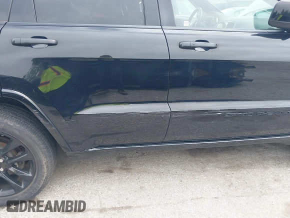 2020 Jeep Grand Cherokee Laredo E with VIN 1C4RJFAG9LC335473, listed as a IAAI auction lot 42366691 with 95,805 mi miles and . Bid and sale history available at DreamBid. Image 19.
