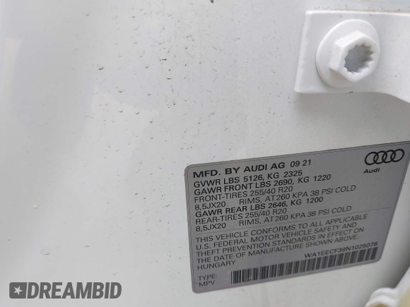 2022 Audi Q3 S line Premium Plus with VIN WA1EECF39N1025078, listed as a IAAI auction lot 42210251 with 28,841 mi miles and . Bid and sale history available at DreamBid. Image 9.