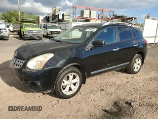 2011 Nissan Rogue SV z VIN JN8AS5MT2BW562485, wystawiony jako Copart lot #82389444 z przebiegiem 141 270 mil mil oraz Czysty tytuł • Clean title. Historia ofert i sprzedaży dostępna na DreamBid. Obrazek 1.