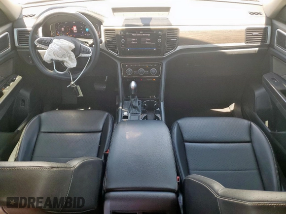 2022 Volkswagen Atlas SE with VIN 1V2WR2CA0NC527217, listed as a Copart auction lot 66227965 with 58,044 mi miles and Salvage title. Bid and sale history available at DreamBid. Image 8.