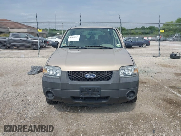 2007 Ford Escape XLS with VIN 1FMYU02Z37KA07375, listed as a IAAI auction lot 42452709 with 201,316 mi miles and . Bid and sale history available at DreamBid. Image 12.