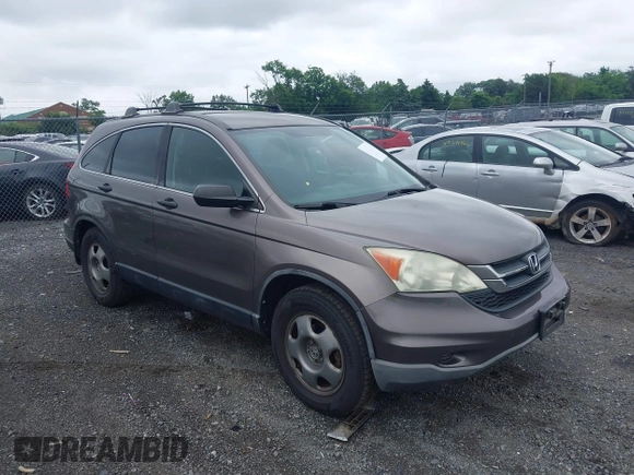 2010 Honda CR-V LX z VIN 5J6RE4H35AL097821, wystawiony jako IAAI lot #42526559 z przebiegiem 132 154 mil mil oraz . Historia ofert i sprzedaży dostępna na DreamBid. Obrazek 1.