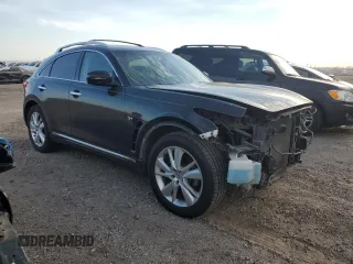 2015 Infiniti QX70 z VIN JN8CS1MUXFM381307, wystawiony jako Copart lot #47267545 z przebiegiem 171 240 mil mil oraz Szkoda całkowita • Salvage title. Historia ofert i sprzedaży dostępna na DreamBid. Obrazek 4.