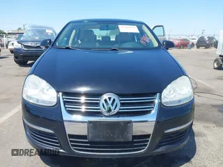 2008 Volkswagen Jetta SE with VIN 3VWRZ71K58M122283, listed as a IAAI auction lot 42466049 with 83,252 mi miles and . Bid and sale history available at DreamBid. Image 12.