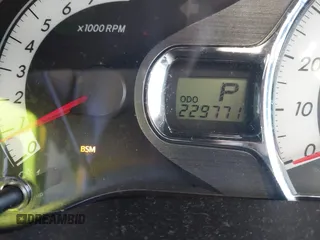 2014 Toyota Sienna SE with VIN 5TDXK3DC1ES503751, listed as a IAAI auction lot 41709975 with 229,771 mi miles and . Bid and sale history available at DreamBid. Image 15.