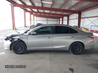 2017 Toyota Camry XLE with VIN 4T1BF1FK7HU713452, listed as a IAAI auction lot 41900223 with 90,192 mi miles. Bid and sale history available at carsss.com. Image 14.