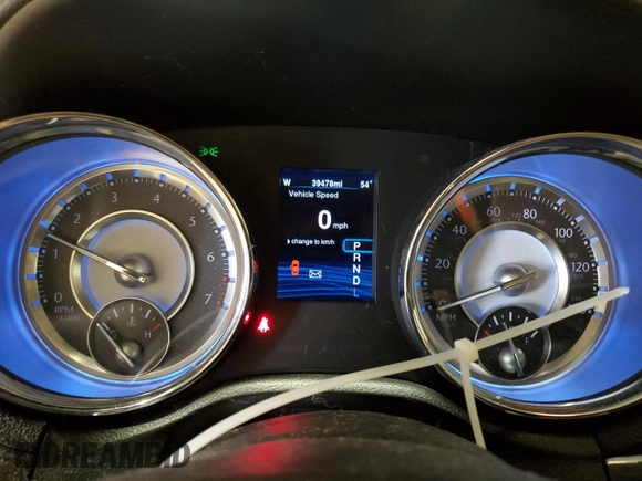 2014 Chrysler 300 z VIN 2C3CCARG9EH308723, wystawiony jako Copart lot #52051595 z przebiegiem 39 478 mil mil oraz Szkoda całkowita • Salvage title. Historia ofert i sprzedaży dostępna na DreamBid. Obrazek 9.