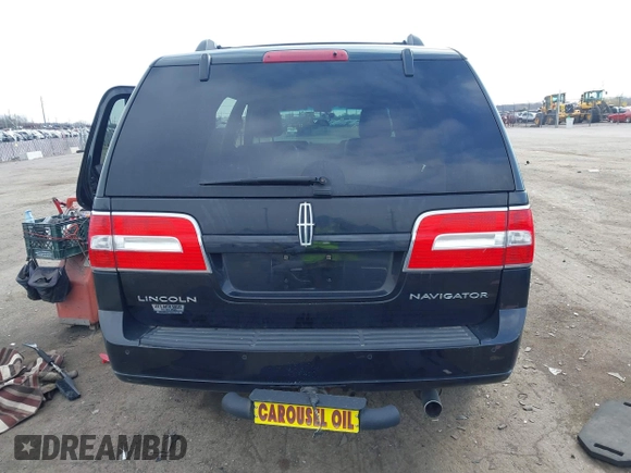 2014 Lincoln Navigator z VIN 5LMJJ2J53EEL08886, wystawiony jako IAAI lot #41971904 z przebiegiem 140 190 mil mil oraz . Historia ofert i sprzedaży dostępna na DreamBid. Obrazek 16.