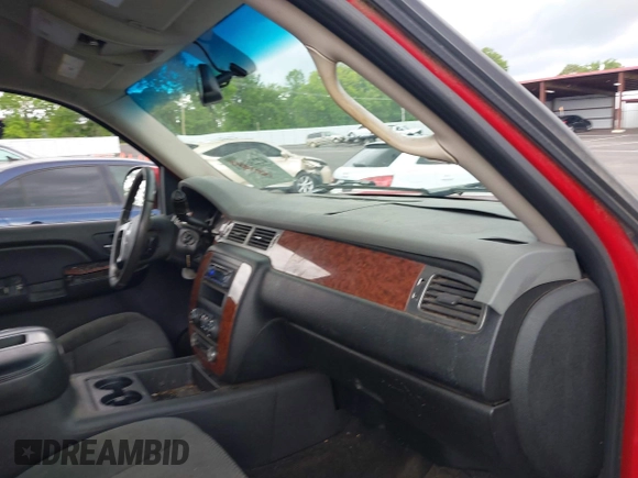 2007 Chevrolet Avalanche LTZ z VIN 3GNEC12J97G302411, wystawiony jako IAAI lot #42236491 z przebiegiem 271 454 mil mil oraz . Historia ofert i sprzedaży dostępna na DreamBid. Obrazek 5.