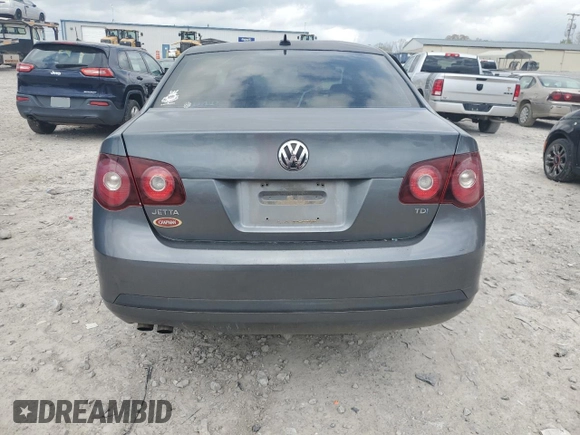 2010 Volkswagen Jetta TDI z VIN 3VWRL7AJ2AM148600, wystawiony jako Copart lot #51694565 z przebiegiem 342 094 mil mil oraz Szkoda całkowita • Salvage title. Historia ofert i sprzedaży dostępna na DreamBid. Obrazek 6.