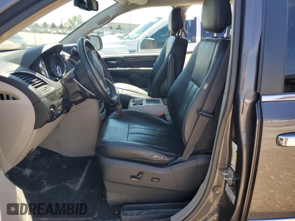 2015 Chrysler Town & Country Touring with VIN 2C4RC1BG9FR602294, listed as a Copart auction lot 55867135 with 188,894 mi miles and Clean Title. Bid and sale history available at DreamBid. Image 7.