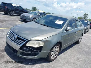 2006 Volkswagen Passat Value Edition z VIN WVWAK73C06P214788, wystawiony jako IAAI lot #40056548 z przebiegiem 170 758 mil mil oraz . Historia ofert i sprzedaży dostępna na DreamBid. Obrazek 6.