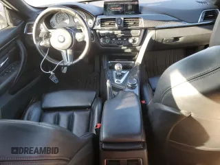 2017 BMW M4 with VIN WBS3U9C38HP971268, listed as a Copart auction lot 81133614 with 31,540 mi miles and Salvage title. Bid and sale history available at DreamBid. Image 8.