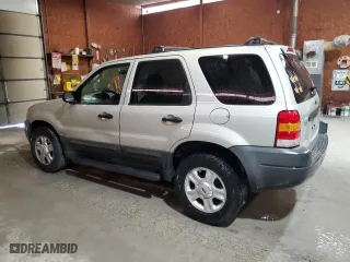 2004 Ford Escape XLT with VIN 1FMCU931X4KB23871, listed as a Copart auction lot 48304065 with 148,618 mi miles and Salvage Title. Bid and sale history available at carsss.com. Image 2.