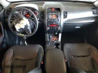 2013 Kia Sorento EX with VIN 5XYKUDA27DG374772, listed as a Copart auction lot 83861194 with 172,677 mi miles and Salvage Title. Bid and sale history available at carsss.com. Image 8.
