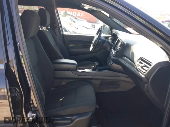 2023 Dodge Durango SXT z VIN 1C4RDHAG5PC630207, wystawiony jako IAAI lot #42290357 z przebiegiem 53 591 mil mil oraz . Historia ofert i sprzedaży dostępna na DreamBid. Obrazek 5.