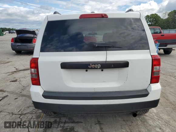 2016 Jeep Patriot Sport z VIN 1C4NJPBA6GD561727, wystawiony jako Copart lot #58507395 z przebiegiem 213 232 mil mil oraz Szkoda całkowita • Salvage title. Historia ofert i sprzedaży dostępna na DreamBid. Obrazek 6.