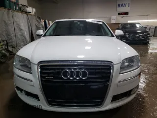 2008 Audi A8 z VIN WAULV94E18N001999, wystawiony jako Copart lot #43851955 z przebiegiem 114 763 mil mil oraz Szkoda całkowita • Salvage title. Historia ofert i sprzedaży dostępna na DreamBid. Obrazek 5.