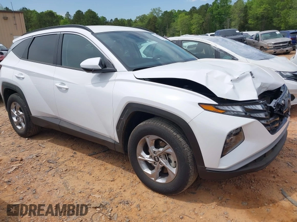 2024 Hyundai Tucson SEL with VIN 5NMJBCDE0RH301466, listed as a IAAI auction lot 42010181 with 8,221 mi miles. Bid and sale history available at carsss.com. Image 1.