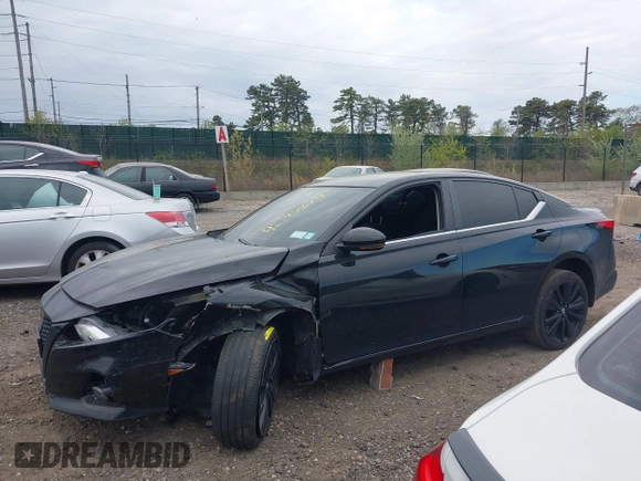 2022 Nissan Altima SR z VIN 1N4BL4CV8NN382308, wystawiony jako IAAI lot #42147379 z przebiegiem 38 225 mil mil oraz . Historia ofert i sprzedaży dostępna na DreamBid. Obrazek 14.