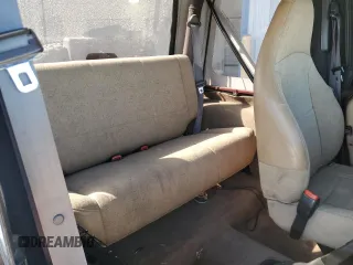 2001 Jeep Wrangler SE with VIN 1J4FA29P91P308872, listed as a Copart auction lot 45676435 with 179,486 mi miles and Salvage Title. Bid and sale history available at carsss.com. Image 11.