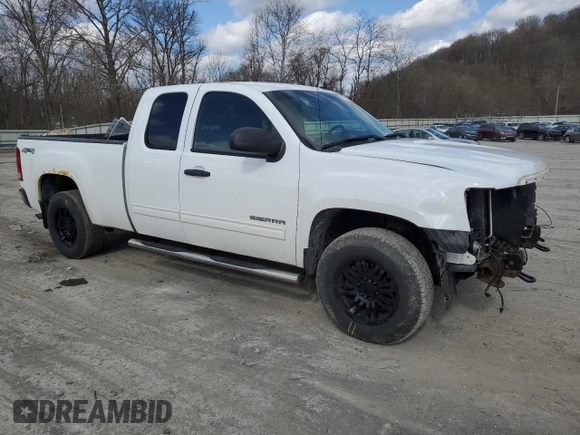 2013 GMC Sierra 1500 SLE with VIN 1GTR2VE74DZ347143, listed as a Copart auction lot 51798955 with 143,796 mi miles and Salvage Title. Bid and sale history available at DreamBid. Image 4.