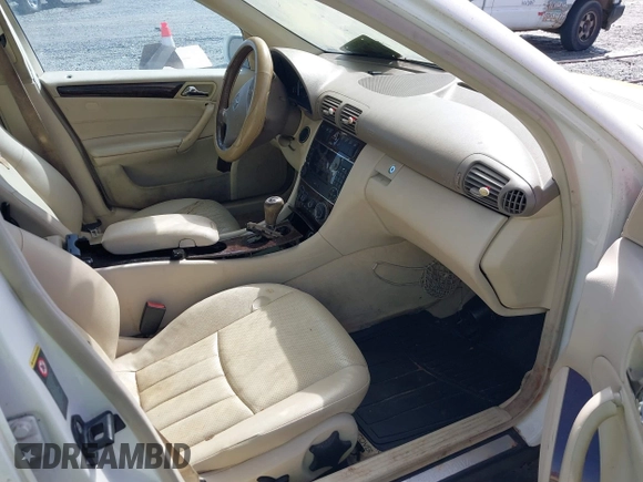 2005 Mercedes-Benz C 240 with VIN WDBRF61J25A701333, listed as a IAAI auction lot 41727842 with 219,135 mi miles and . Bid and sale history available at DreamBid. Image 5.