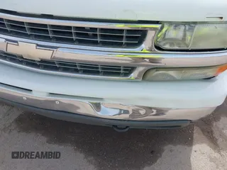 2004 Chevrolet Tahoe LT with VIN 1GNEK13T64J172388, listed as a IAAI auction lot 42273626 with 196,245 mi miles and . Bid and sale history available at DreamBid. Image 6.