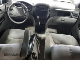 2005 Toyota Sienna CE with VIN 5TDZA23C75S287900, listed as a Copart auction lot 52673465 with Not Provided miles and Non Repairable. Bid and sale history available at DreamBid. Image 8.