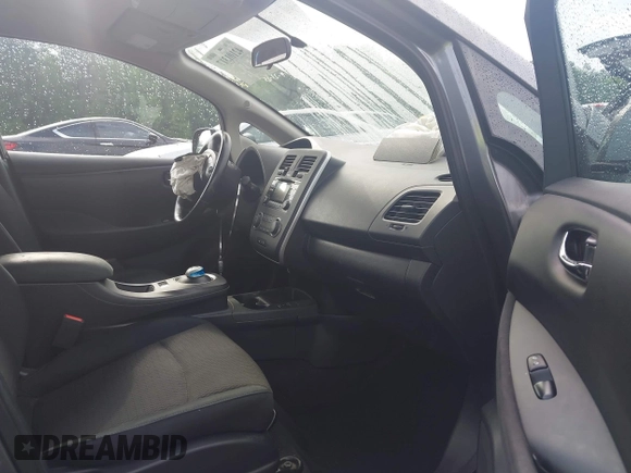 2015 Nissan LEAF S z VIN 1N4AZ0CP9FC310227, wystawiony jako IAAI lot #42101317 z przebiegiem 73 438 mil mil oraz . Historia ofert i sprzedaży dostępna na DreamBid. Obrazek 5.