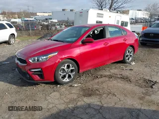 2021 Kia Forte FE with VIN 3KPF24AD2ME325789, listed as a IAAI auction lot 41847510 with 40,789 mi miles. Bid and sale history available at carsss.com. Image 16.