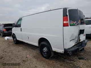 2008 GMC Savana Cargo Van with VIN 1GTGG25C081183754, listed as a Copart auction lot 85221394 with 157,977 mi miles and Salvage Title. Bid and sale history available at carsss.com. Image 2.
