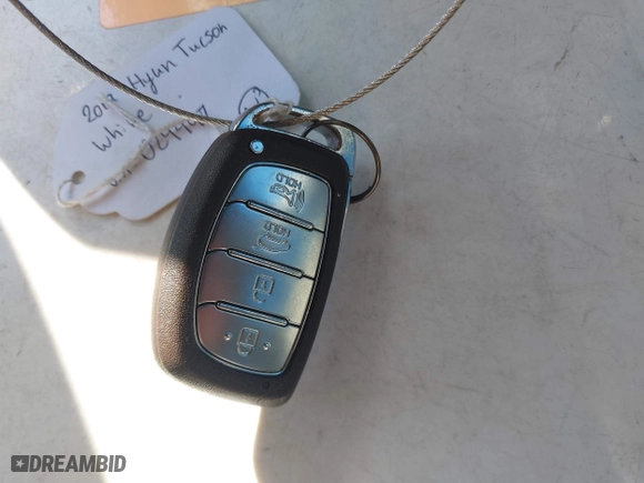 2019 Hyundai Tucson Value with VIN KM8J33A42KU024497, listed as a IAAI auction lot 41607693 with 70,792 mi miles. Bid and sale history available at carsss.com. Image 11.