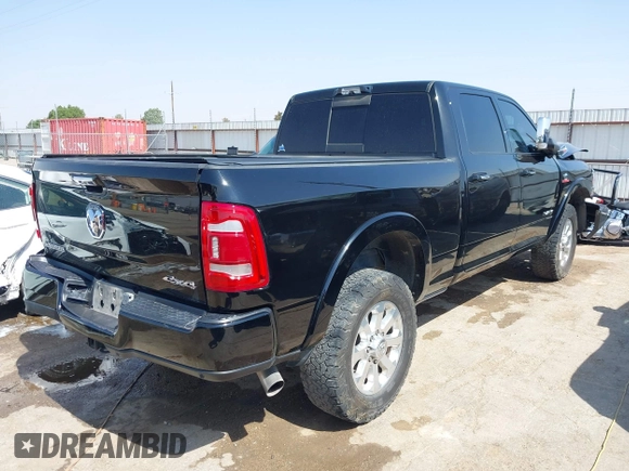 2022 Ram 2500 Laramie z VIN 3C6UR5FL6NG361636, wystawiony jako IAAI lot #42331483 z przebiegiem 58 812 mil mil oraz . Historia ofert i sprzedaży dostępna na DreamBid. Obrazek 4.