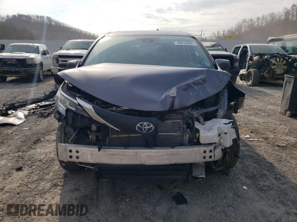 2023 Toyota Sienna XLE with VIN 5TDJSKFC2PS099326, listed as a Copart auction lot 48634035 with 28,081 mi miles and Salvage Title. Bid and sale history available at carsss.com. Image 5.